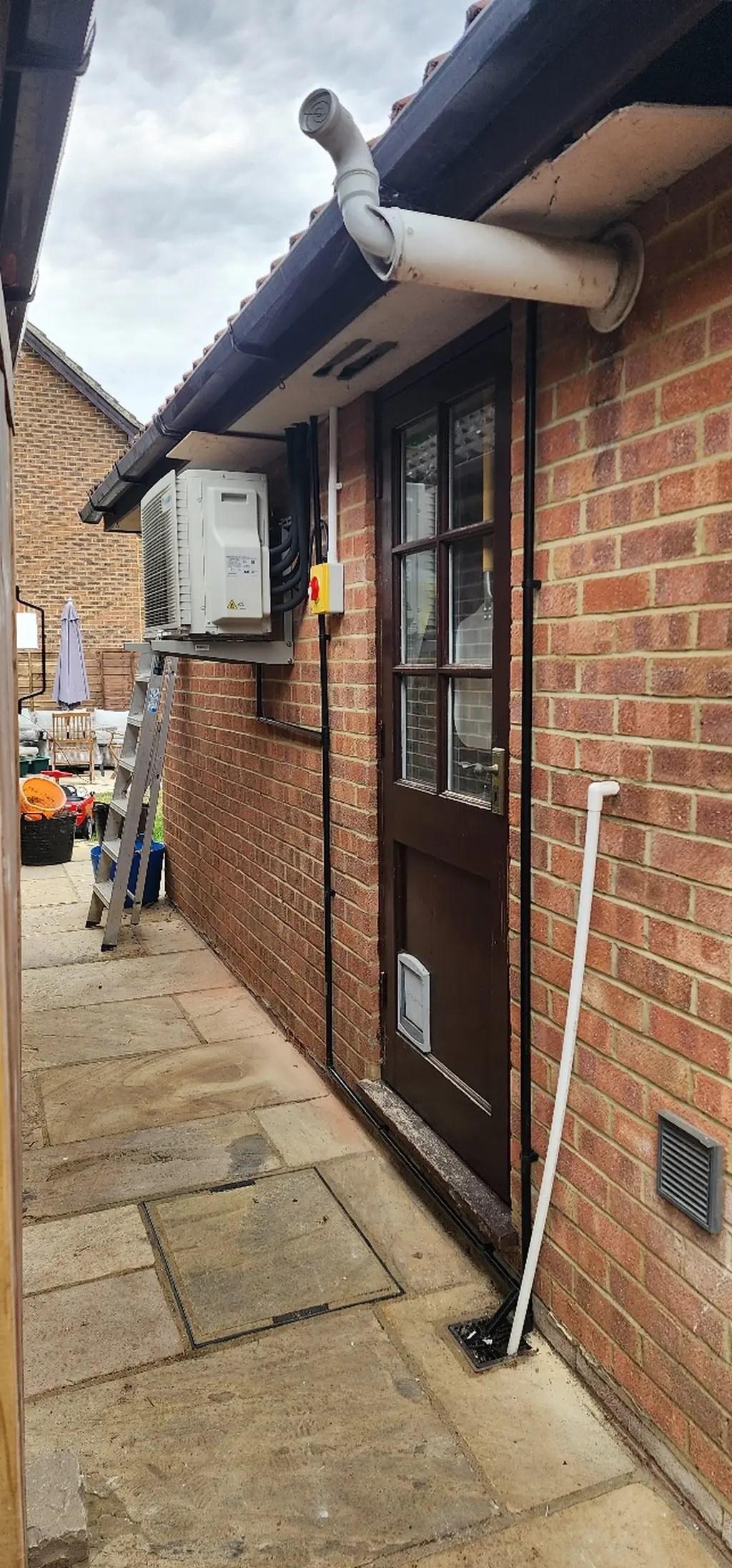 Air conditioning installation in Surrey by GU Services, project 4